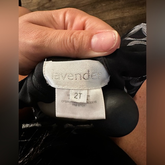 Black plaid floral print size 2t dress - Picture 3 of 8